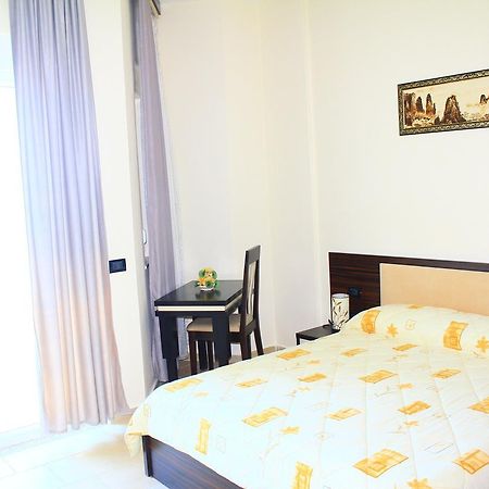 Hotel Alba Shëngjin Dış mekan fotoğraf